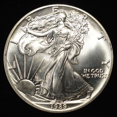 1989 AMERICAN SILVER EAGLE
