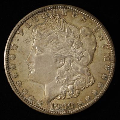 1900 MORGAN DOLLAR