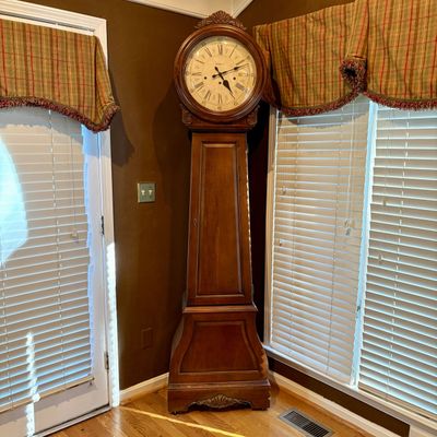 Howard Miller La Rochelle Model 610-901 Cherry Grandfather Clock