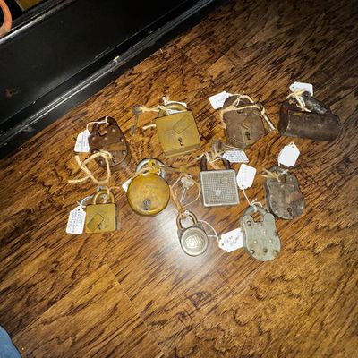Sale Photo Thumbnail #291