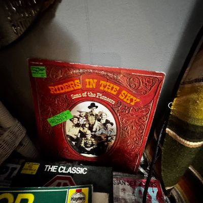 Sale Photo Thumbnail #203