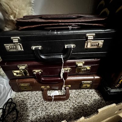 Sale Photo Thumbnail #157