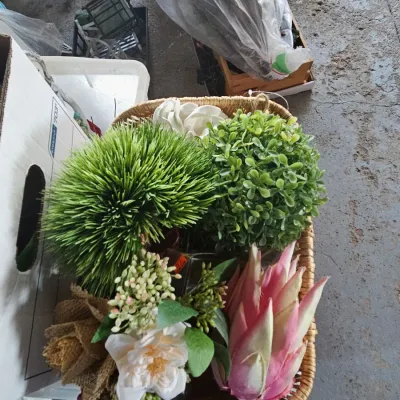 Sale Photo Thumbnail #76: florals and floral arrangements