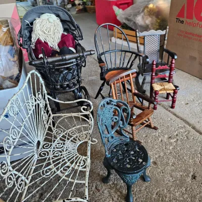 Sale Photo Thumbnail #19: porcelain dolls/doll furniture