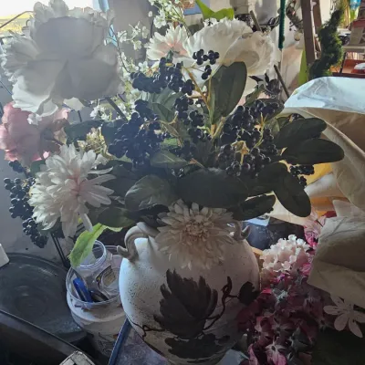 Sale Photo Thumbnail #71: floral arrangements