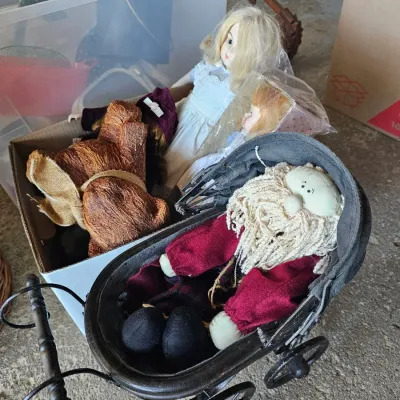 Sale Photo Thumbnail #18: porcelain dolls/doll furniture
