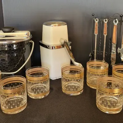 Vintage Cera "Dew Drop Executive" Glassware & More (LR)