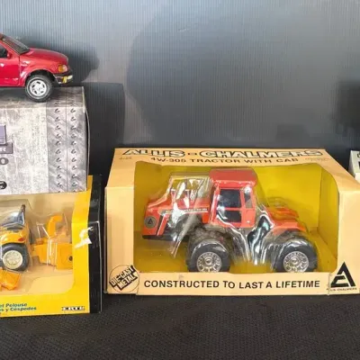 Die Cast Tractors & Trucks (LR)
