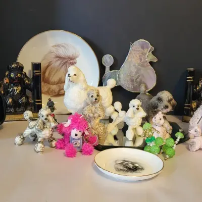 Oodles of Poodles (LR)