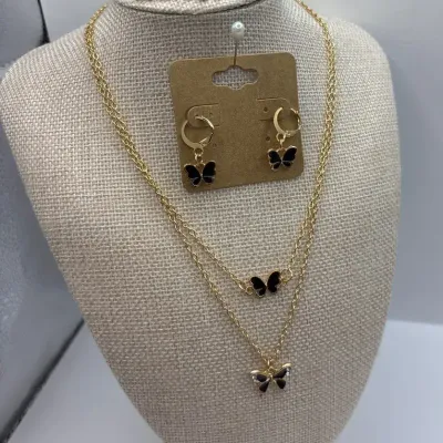 Black and Gold Tone Fashion/Costume Jewelry 