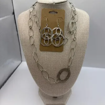 Silpada Sterling Silver Hammered Necklace 34" and Earrings 