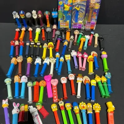 Large Collection Pez Candy Dispensers Simpson’s, Looney Toons, Star Wars, Holiday & More