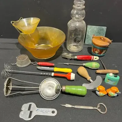 MCM Norse Sun Gold Chip&Dip, Androck Turbine Egg Beater, Kookaburra&Grand Coule Dam S&P + More