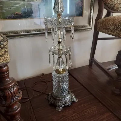 Sale Photo Thumbnail #90: many lovely lamps