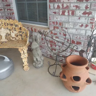 Sale Photo Thumbnail #105: yard art