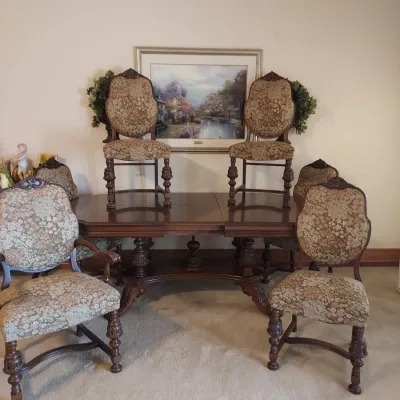 Sale Photo Thumbnail #30: dining table with chairs