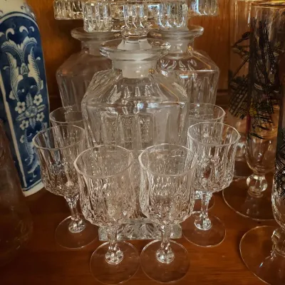 Sale Photo Thumbnail #149: decanters and glasses