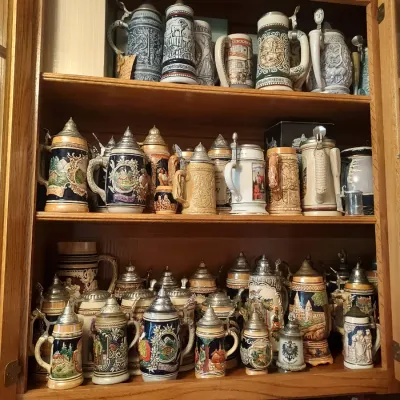 Sale Photo Thumbnail #163: steins