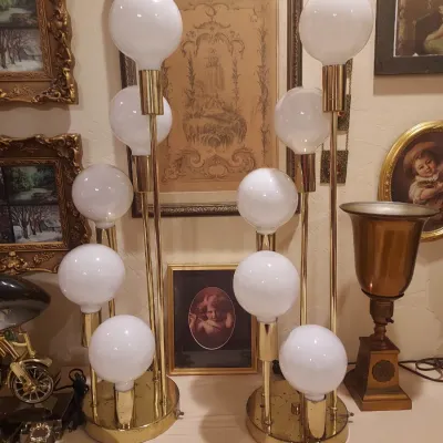 Sale Photo Thumbnail #4: some of the many lamps at this sale