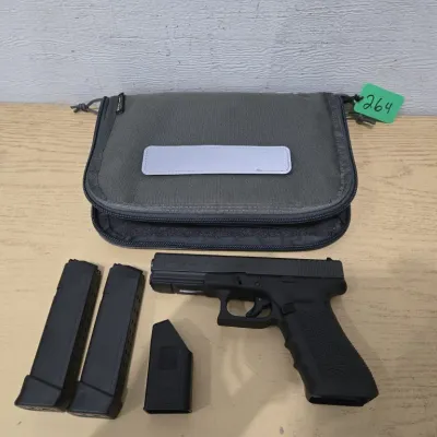 Glock 17 Gen 4 9mm Pistol # BAZC347 Tag 264
2 Mags - 1 Soft Case