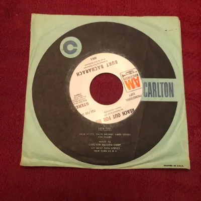 Burt Bacharach – “The Look of Love” / “Reach Out for Me” | A&M Stereo Promotional 45 RPM 888-S