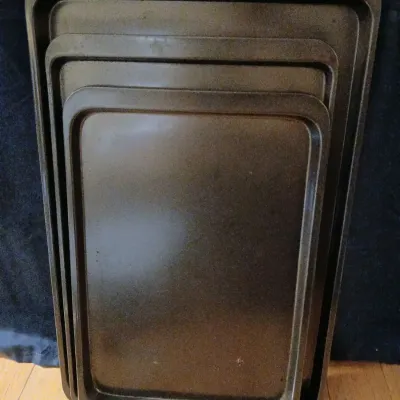 Set of 3 Vintage Nested Metal Baking Sheets, Dark Finish