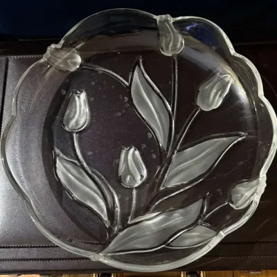 Large Clear Glass Floral Serving Platter with Raised Leaves and Scalloped Edge