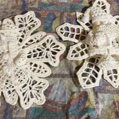 Set of 2 Vintage Crocheted Santa Christmas Ornaments on Snowflake Lace, Cream Glitter Starched