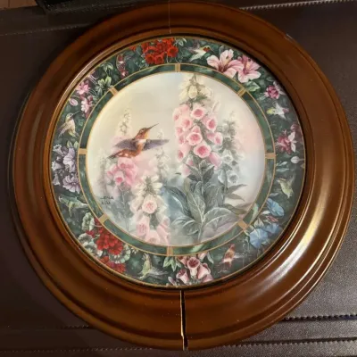 Lena Liu “The Rufous Hummingbird” Framed Collector Plate, Hummingbird Treasury 4th Issue