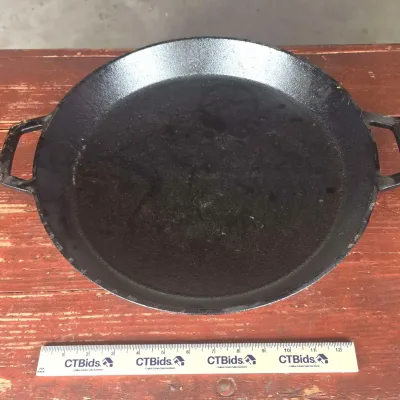 Sale Photo Thumbnail #26: Bruntmor 15" Dual Handle Skillet