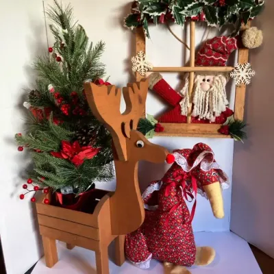 Rudolph And Friends Christmas Decor Lot
