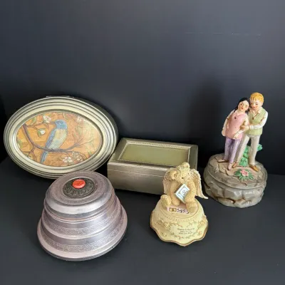 Music Box Lot 