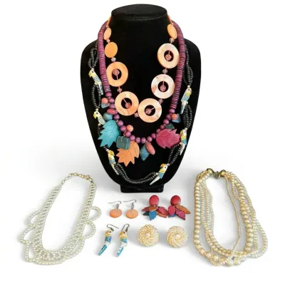 Matching Set Earrings & Necklace Lot 