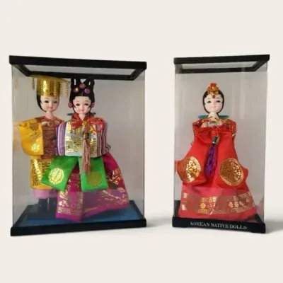 Dolls w/ Traditional Korean Clothing - 2 Korean Native Dolls Displays