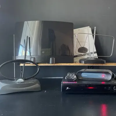Antennas & Tuner Box
