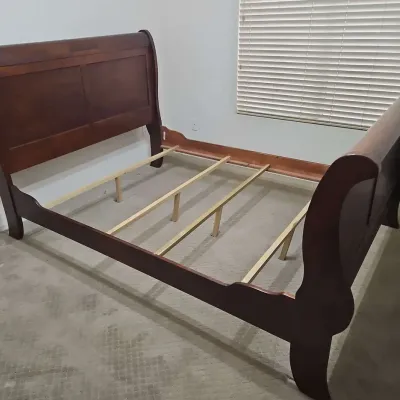 Vintage Queen Size Louis Philippe Style Sleigh Bed
