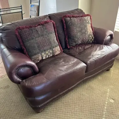 Small Reddish Brown Burgundy Leather Sofa Loveseat - 2 Large Pillows