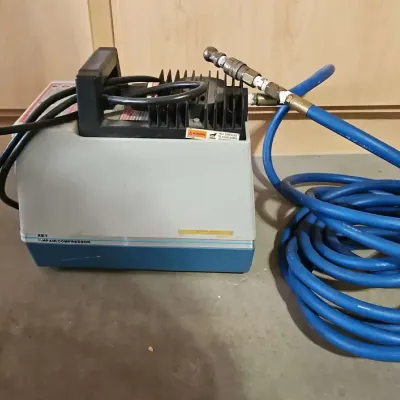 Ingersoll-Rand Air Compressor Model XE7 3/4 HP With Hose And Air Chuck