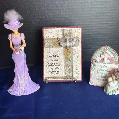 VTG Christian Decor- Thomas Kinkade Heartwarming Comfort Figurine, Enesco Sewing Angel, Cross Plaque