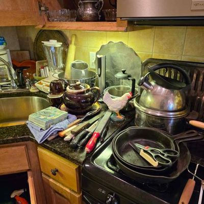 Estate sale photo
