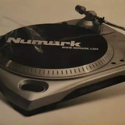Numark TT USB Turntable