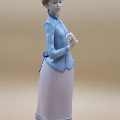 Lladro - Miss Teresa Figurine