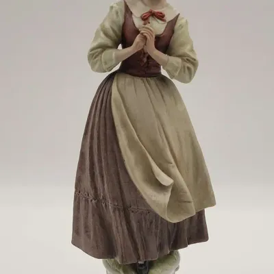 Capodimonte Porcelain Woman