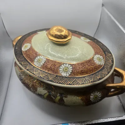 Vintage Japanese Satsume crackle glaze  tureen