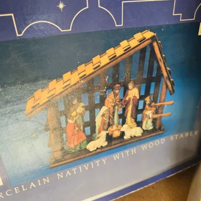 Sale Photo Thumbnail #532