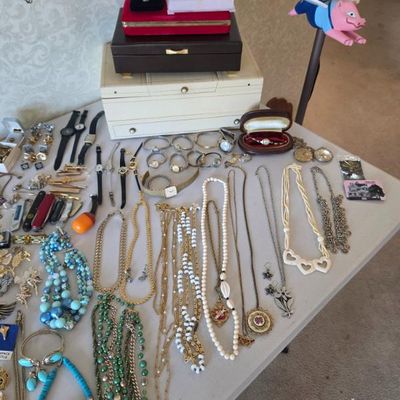 Sale Photo Thumbnail #22