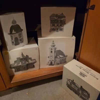 Sale Photo Thumbnail #182