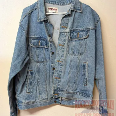 Sale Photo Thumbnail #219