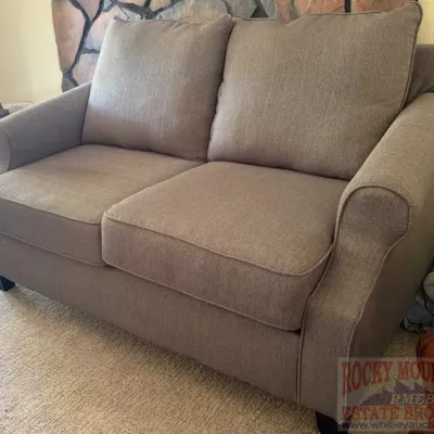 Sale Photo Thumbnail #120