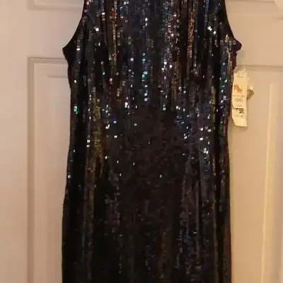 Mark & John by Gopal Black Iridescent Sequin Dress – Size 14